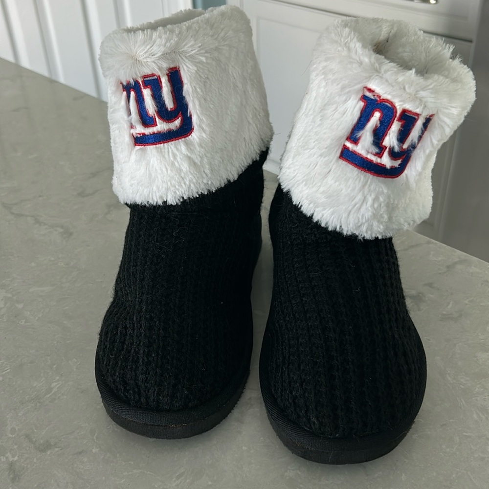 NY Giants Slippers by Forever Collectibles